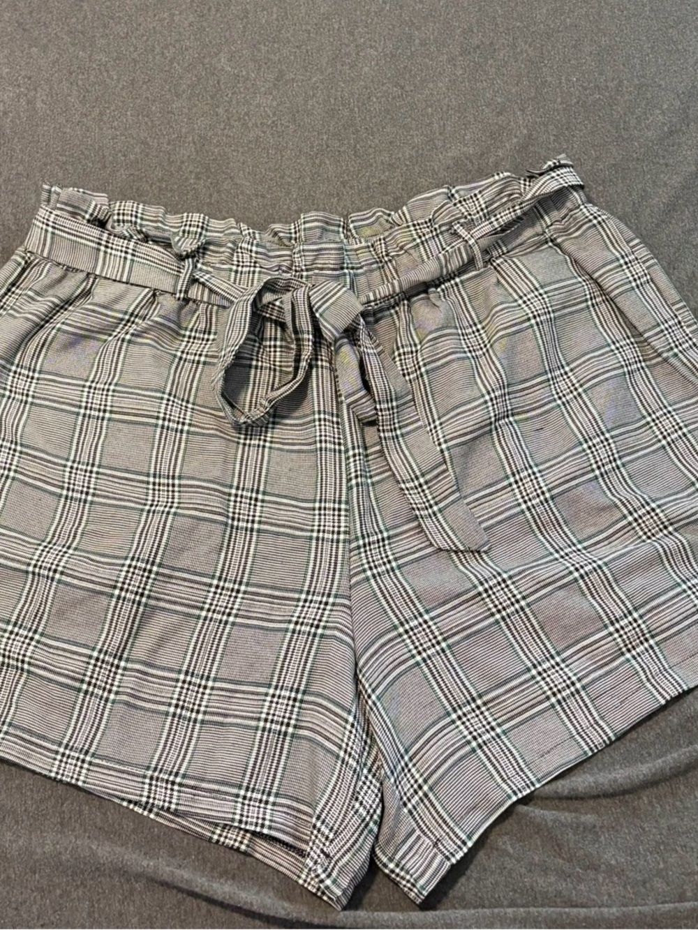 SHEIN trendy plus size Plaid Waist Shorts